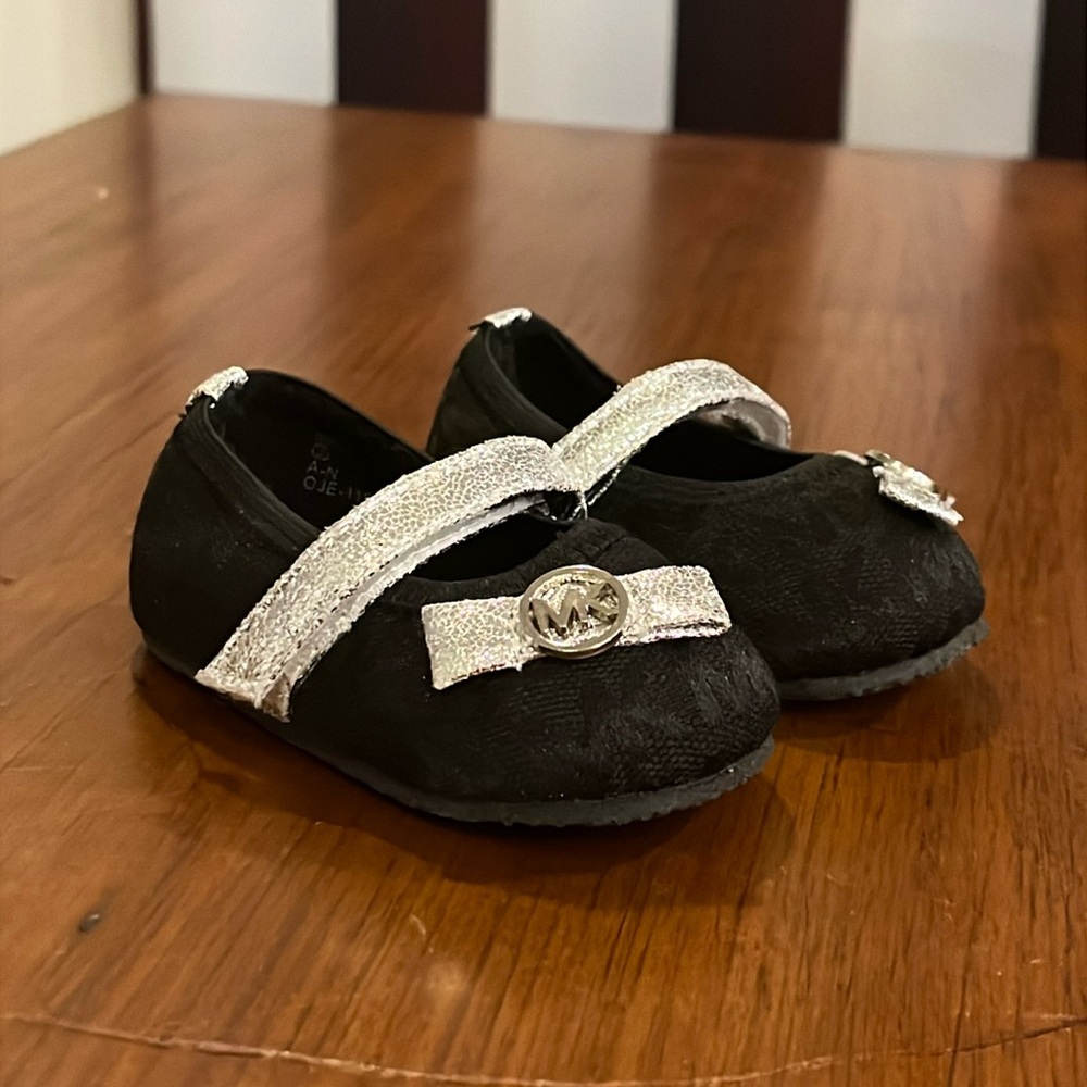 Michael Kors Baby Grace Dana Infant Crib Booties Mary Janes Shoes Girl Size 3